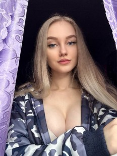 Фото проститутки Вика №1 в городе Ванино